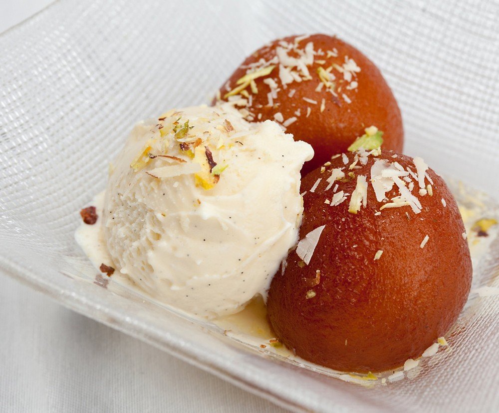 indian-Courtyard authentic indian restaurant-gulab-jamun-vanilla-ice-cream